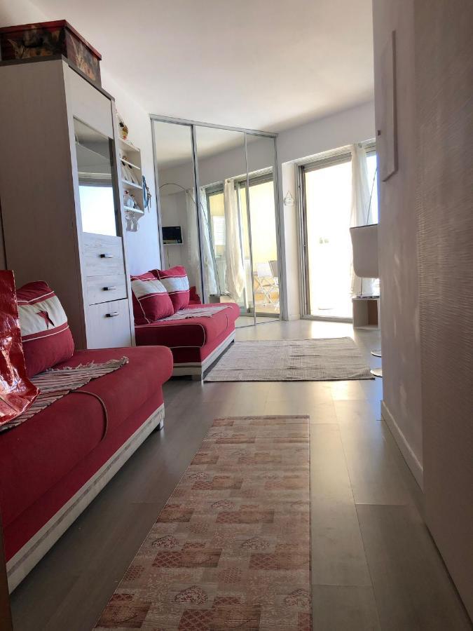 Charmant Studio A Cros De Cagnes Kültér fotó